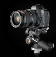Brand New Nikon D3 12.1MP DSLR Camera +Nikon AF-S Nikkor 24-70mm f/2.8